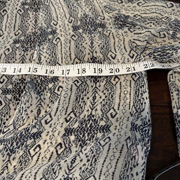 Calypso St. Barth 100% Silk Lightweight Navy Blue Cover-up Tassel Closure Size S - Picture 11 of 11